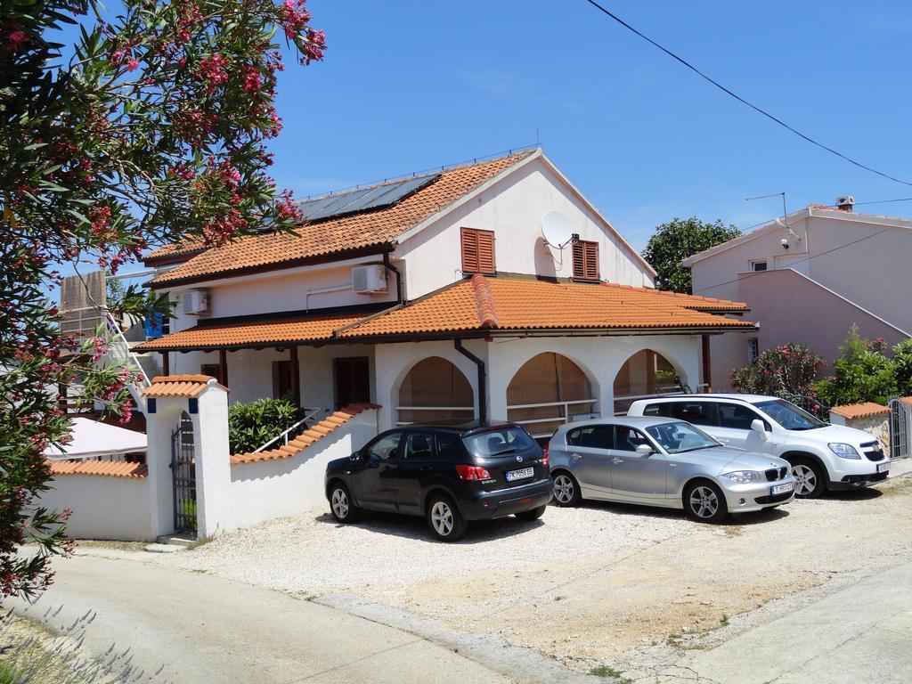 Apartments Kornati Zdrelac Exterior photo